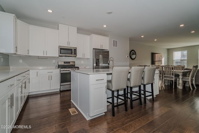 53 Mariveles Way, Tinton Falls, NJ 07724