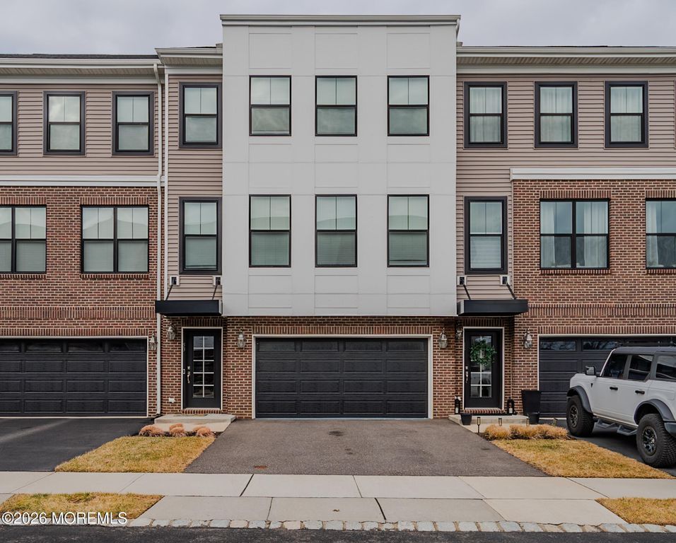 53 Mariveles Way, Tinton Falls, NJ 07724
