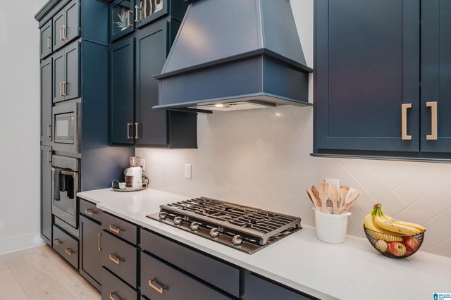 3016 ADLEY CIRCLE, Hoover, AL 35244