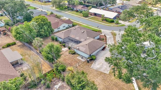 1433 ELLISON LANE, Lakeland, FL 33801