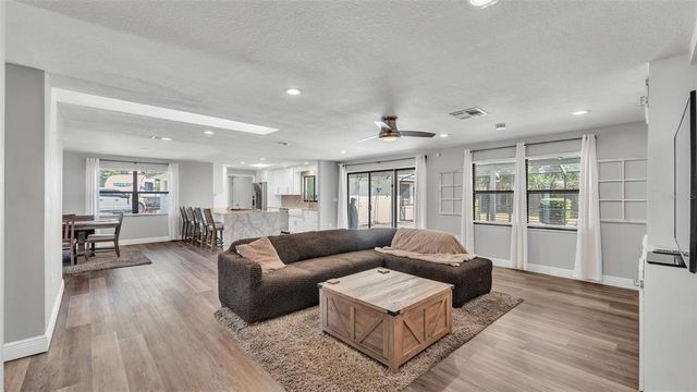 1433 ELLISON LANE, Lakeland, FL 33801