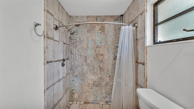 1433 ELLISON LANE, Lakeland, FL 33801
