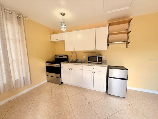 143 MANGO DRIVE B, Davenport, FL 33897