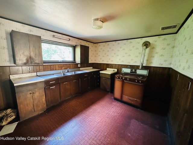 2970 Salisbury Place, Stottville, NY 12172