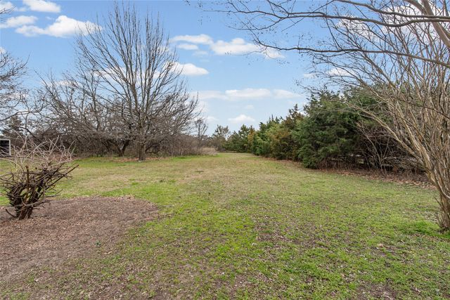 5156 County Road 3211, Lone Oak, TX 75453