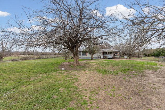 5156 County Road 3211, Lone Oak, TX 75453