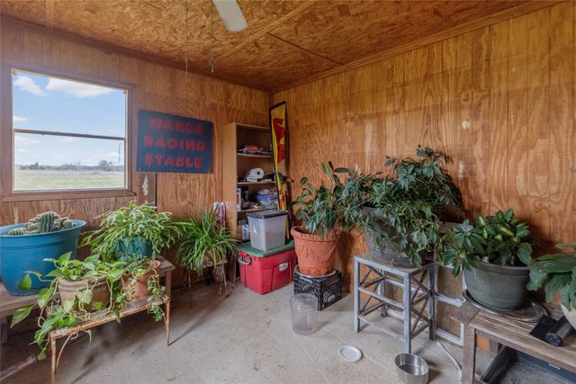 5156 County Road 3211, Lone Oak, TX 75453