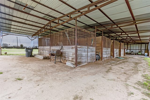 5156 County Road 3211, Lone Oak, TX 75453