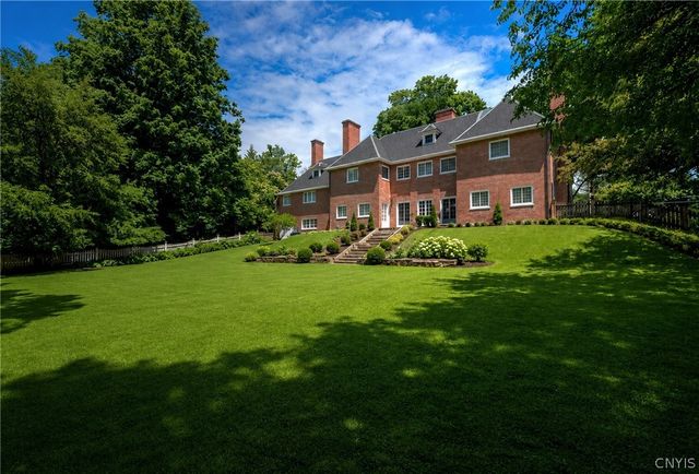 131 South Street, Auburn, NY 13021