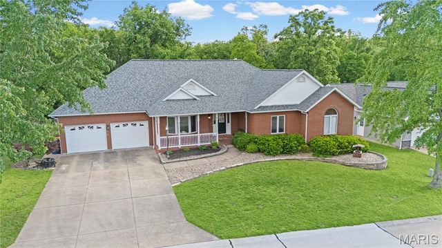 65 Ashford Place, Festus, MO 63028