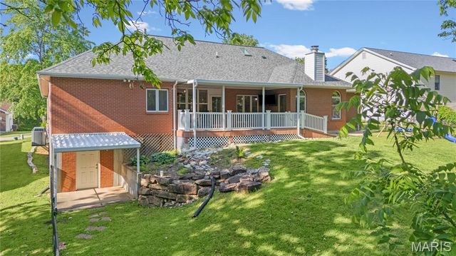 65 Ashford Place, Festus, MO 63028
