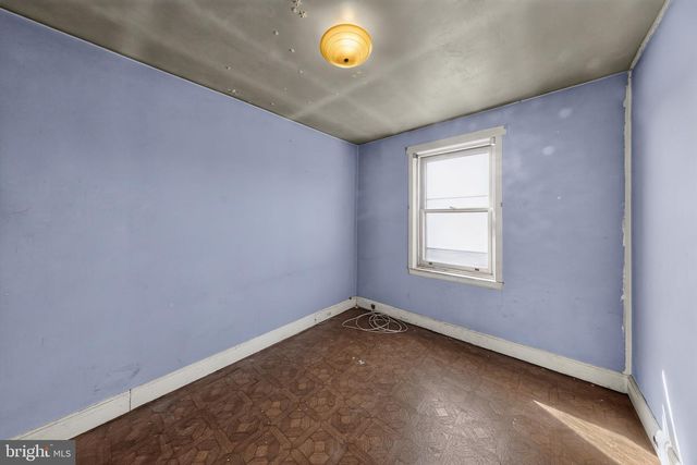908 E 16TH ST, Chester, PA 19013