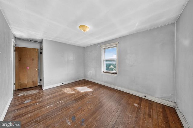 908 E 16TH ST, Chester, PA 19013