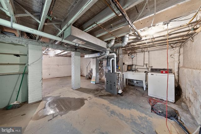 908 E 16TH ST, Chester, PA 19013