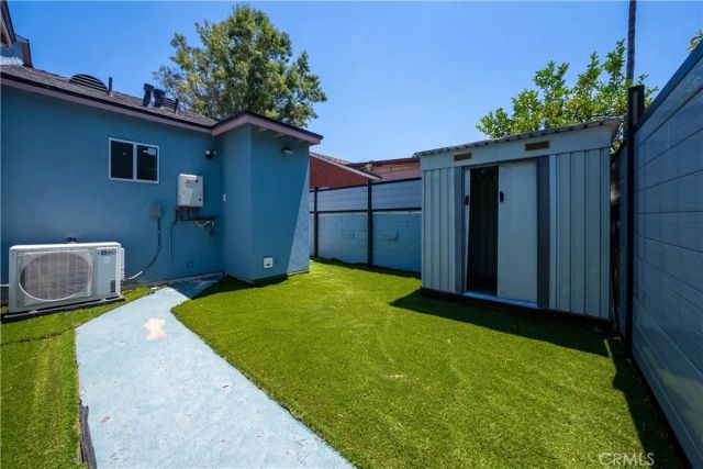 8017 Noble, Panorama City, CA 91402