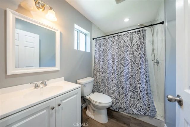 8017 Noble, Panorama City, CA 91402
