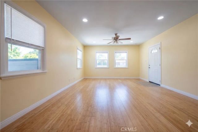 8017 Noble, Panorama City, CA 91402