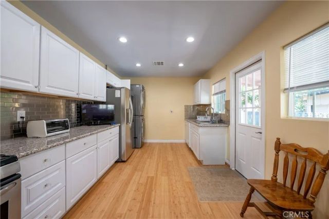8017 Noble, Panorama City, CA 91402