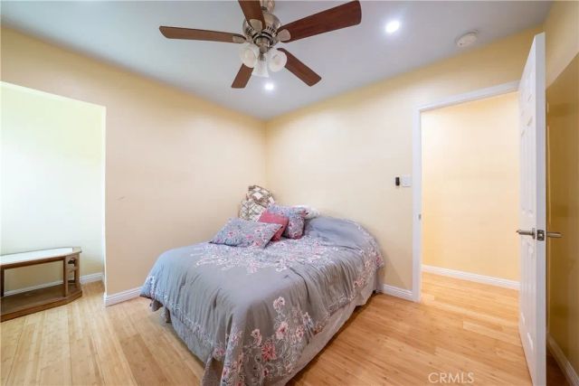 8017 Noble, Panorama City, CA 91402