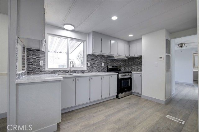 3700 Buchanan Street 8, Riverside, CA 92503