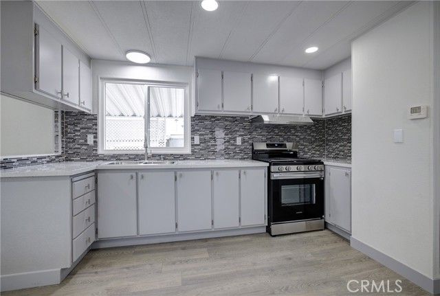 3700 Buchanan Street 8, Riverside, CA 92503