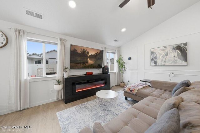 1447 N Mongeau ST, Post Falls, ID 83854