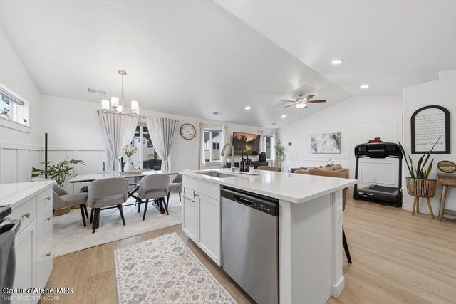 1447 N Mongeau ST, Post Falls, ID 83854