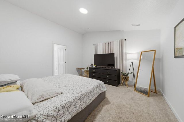 1447 N Mongeau ST, Post Falls, ID 83854