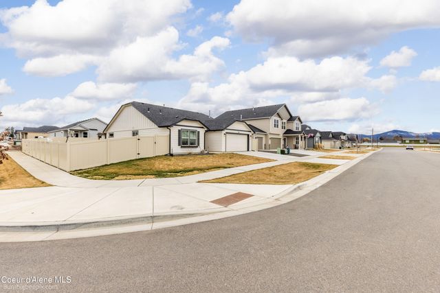 1447 N Mongeau ST, Post Falls, ID 83854