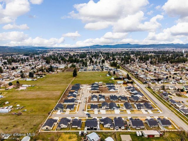 1447 N Mongeau ST, Post Falls, ID 83854