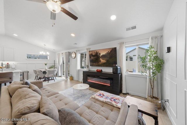 1447 N Mongeau ST, Post Falls, ID 83854