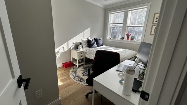 4 7 Englewood Ave, Boston, MA 02135