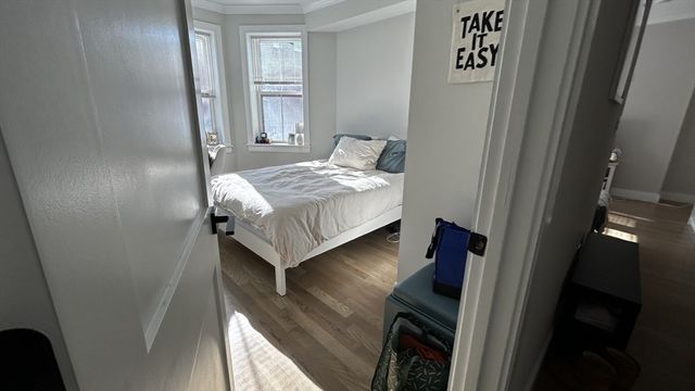 4 7 Englewood Ave, Boston, MA 02135