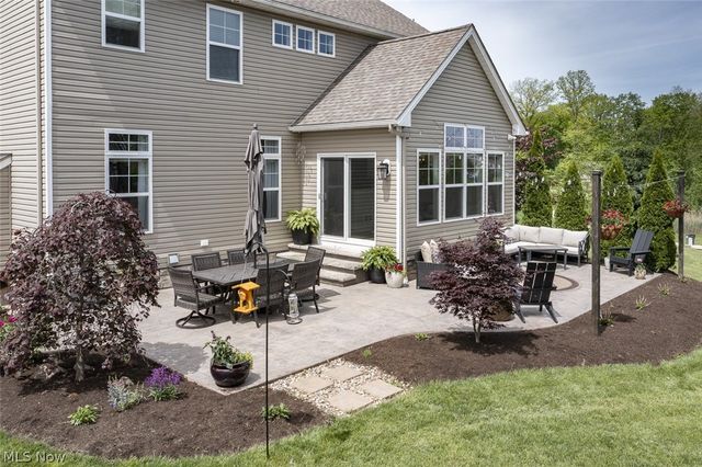 4055 Deer Lake Drive, Medina, OH 44256