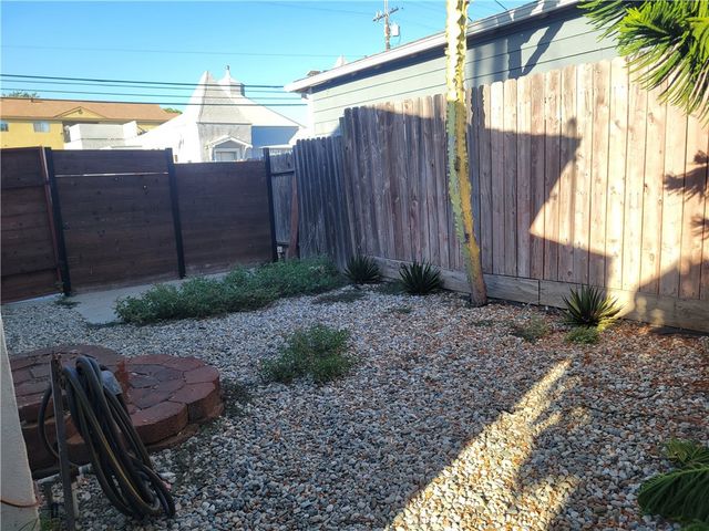2828 E 10th, Long Beach, CA 90804