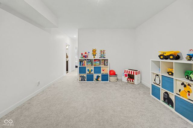 6125 Helmsdale Drive, Lafayette, IN 47905