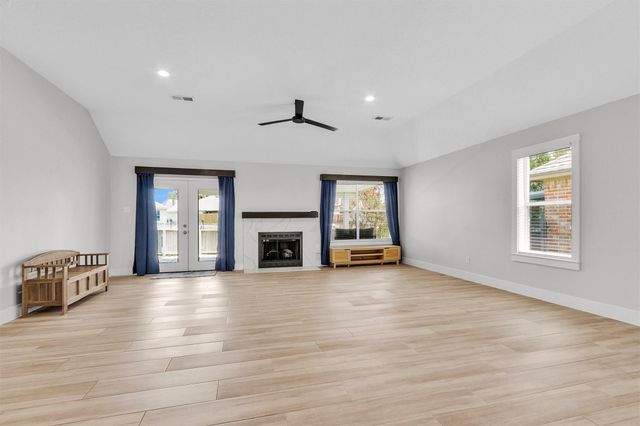 6913 Gentle Breeze Drive, Willis, TX 77318