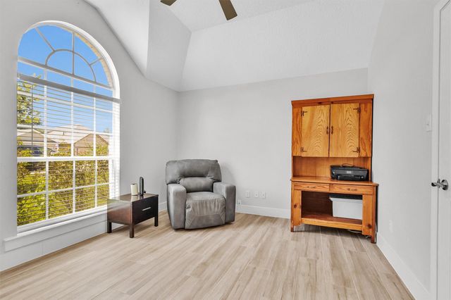 6913 Gentle Breeze Drive, Willis, TX 77318