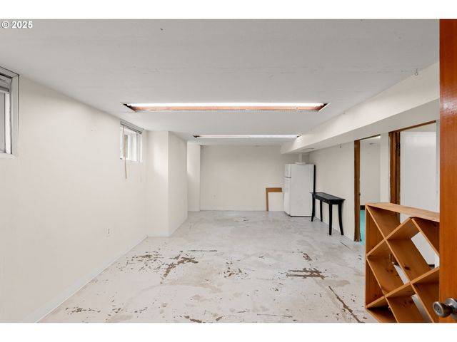 2906 Ne 57TH Ave, Portland, OR 97213