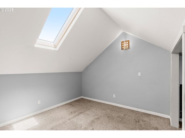 2906 Ne 57TH Ave, Portland, OR 97213