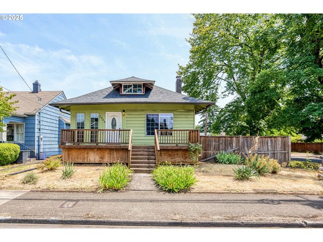 2906 Ne 57TH Ave, Portland, OR 97213
