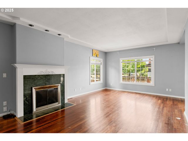 2906 Ne 57TH Ave, Portland, OR 97213