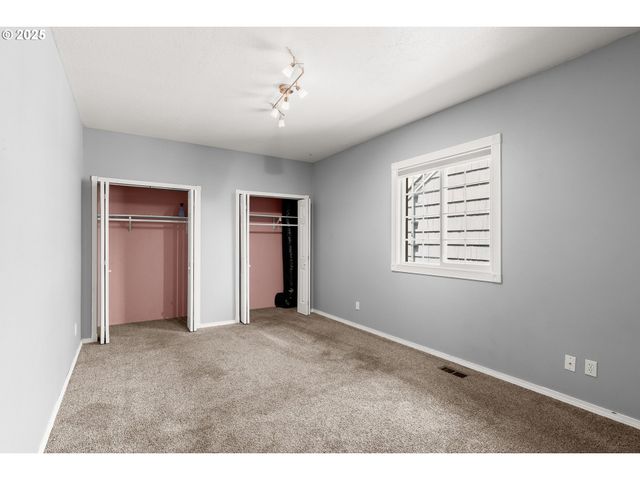 2906 Ne 57TH Ave, Portland, OR 97213