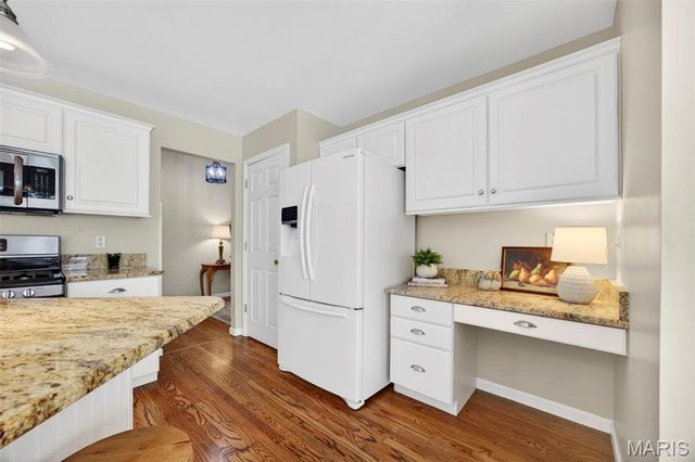 1009 Marions Cove Drive, Lake St Louis, MO 63367