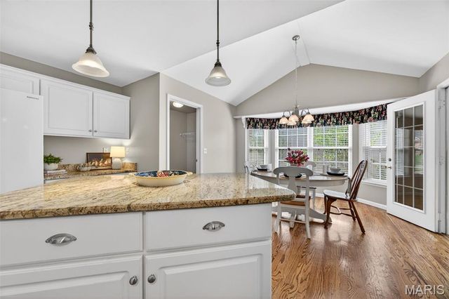 1009 Marions Cove Drive, Lake St Louis, MO 63367