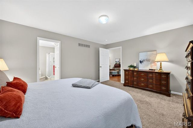 1009 Marions Cove Drive, Lake St Louis, MO 63367