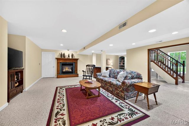 1009 Marions Cove Drive, Lake St Louis, MO 63367