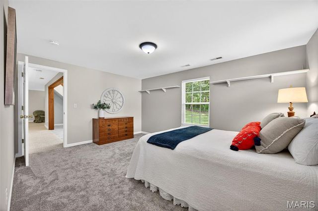 1009 Marions Cove Drive, Lake St Louis, MO 63367
