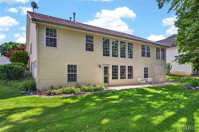 1009 Marions Cove Drive, Lake St Louis, MO 63367