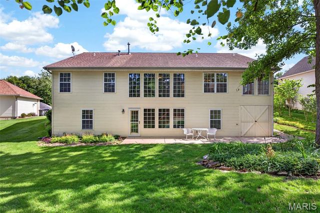 1009 Marions Cove Drive, Lake St Louis, MO 63367